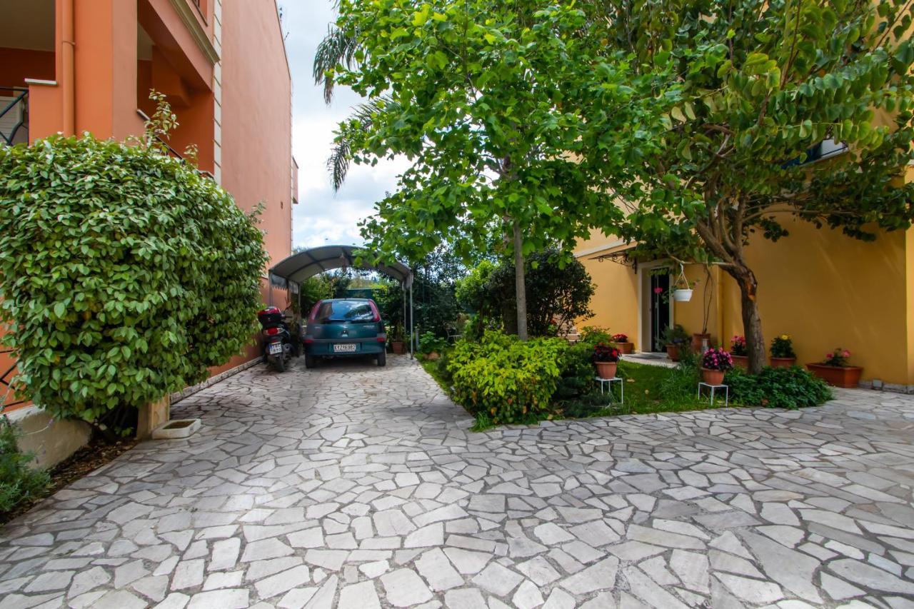 Sophie'S Garden Apartment Potamos  ภายนอก รูปภาพ