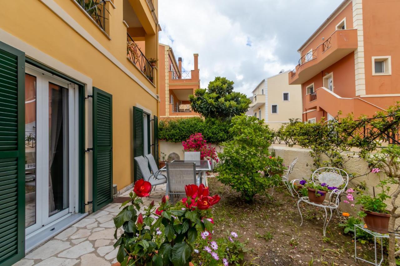 Sophie'S Garden Apartment Potamos  ภายนอก รูปภาพ